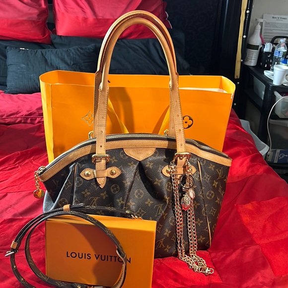 Authentic LOUIS VUITTON LV Tivoli GM Shoulder  bag! - Picture 10 of 14